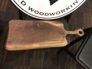 Walnut serving board - Image 4